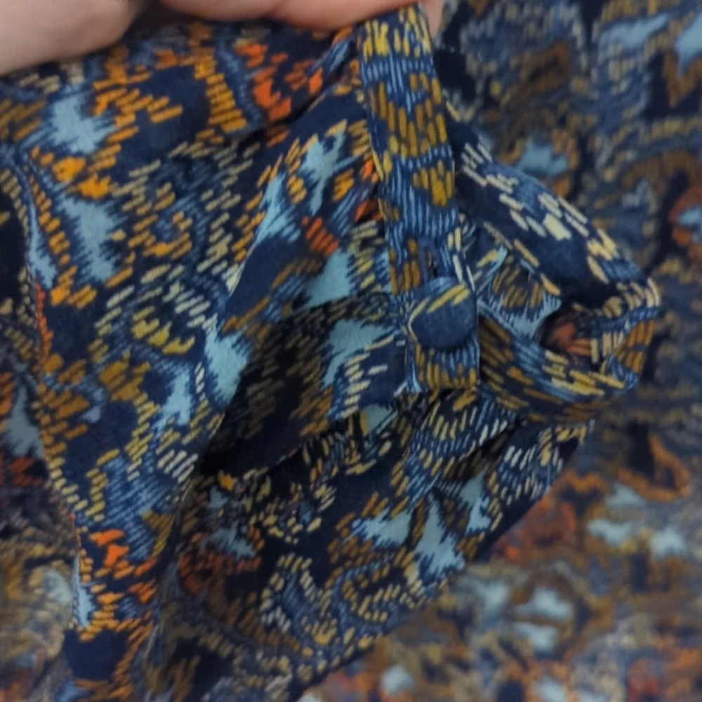 Cabi top - Picture 4 of 5